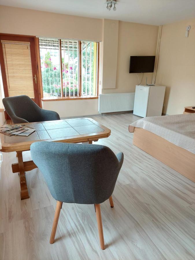 Pas Birute Hotel Паланга Екстериор снимка